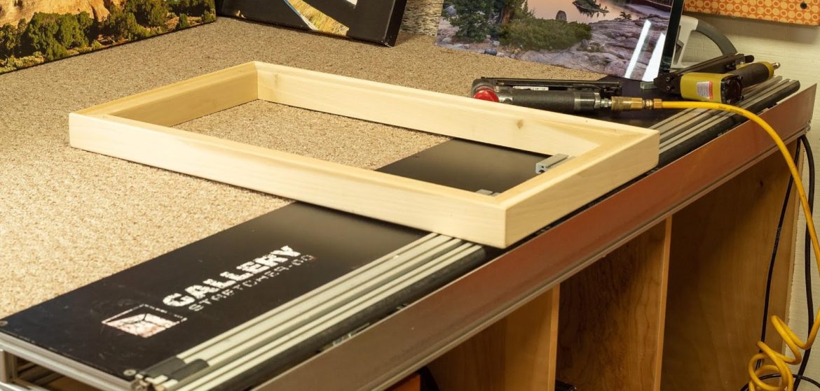 Gallery Stretcher Machine for Canvas Gallery Wrapping Gallery Stretcher Machine for Canvas Gallery Wrapping